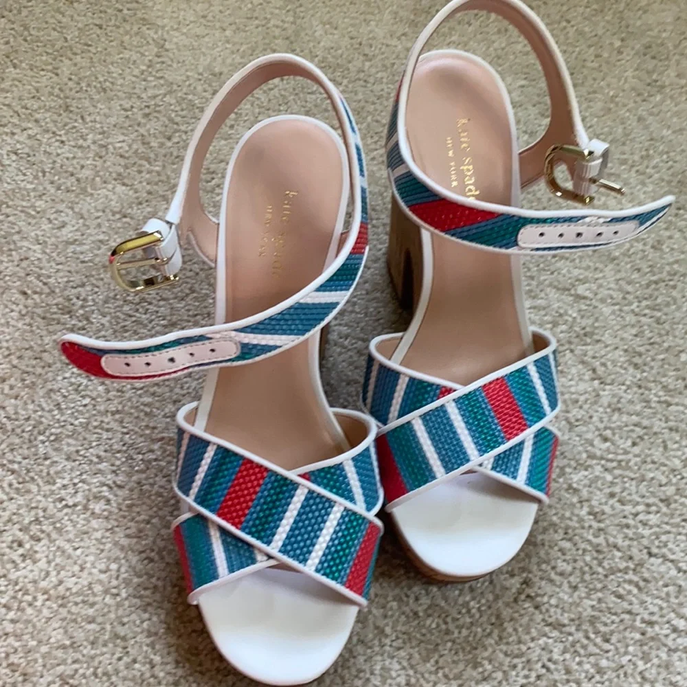 Like new Kate Spade Grace Raffia platform wedges